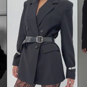 NWT bleach proof salon blazer XS